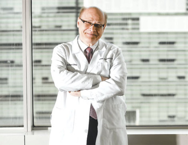 Dr. Thomas Falcone