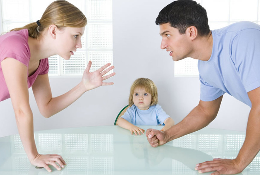 Boşanma süreci çocuklara doğru anlatılmalı