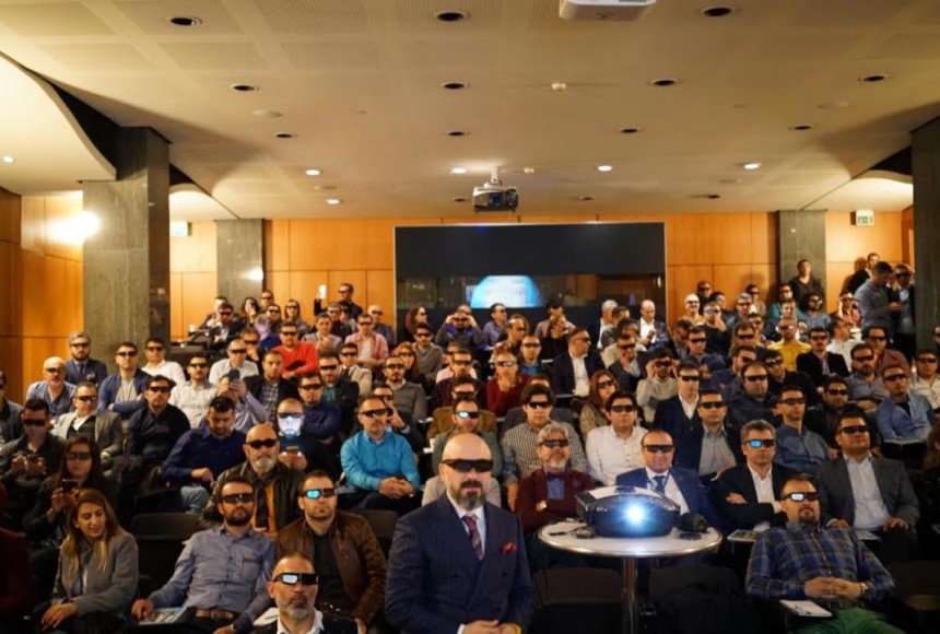 Dünyada ve Türkiye'de bir ilk: 3D canlı burun estetiği