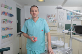 Güzel ve temiz bir gülüşün yolu dişlerden geçiyor