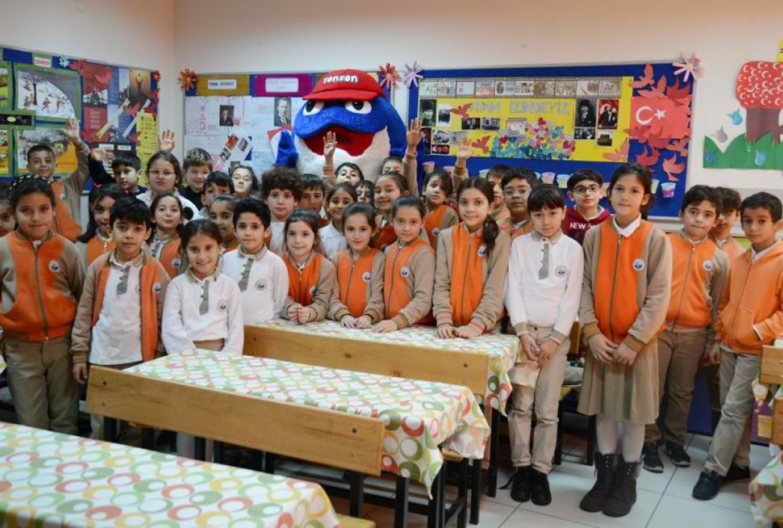 Sarıyer’de çocuklara balığı sevdiren proje