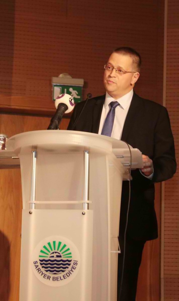 özgür ekşi