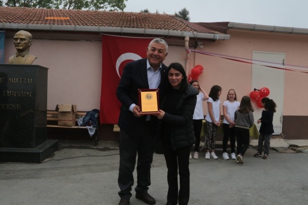 Plaket