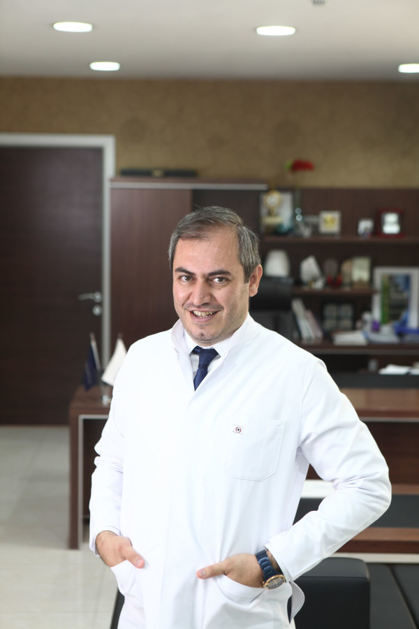 Diş Hekimi Recep Eşkar