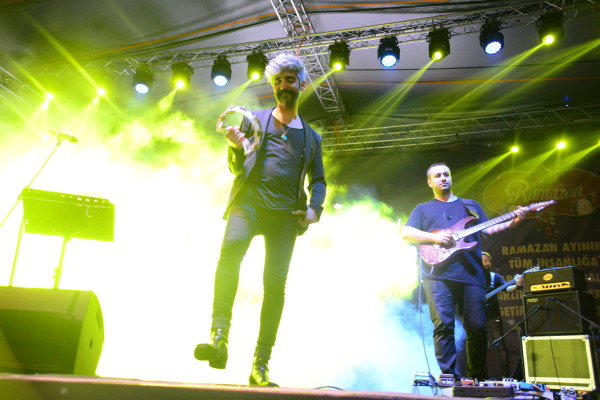 manuş baba