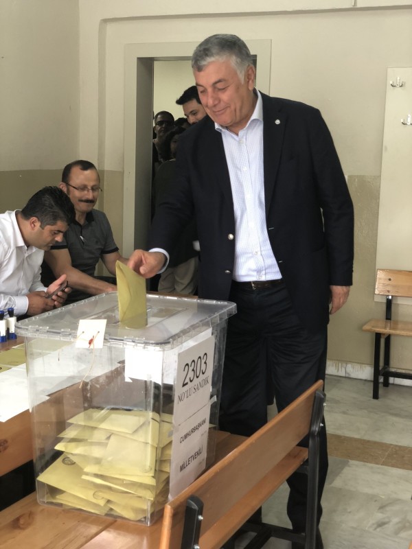 Şükrü Genç