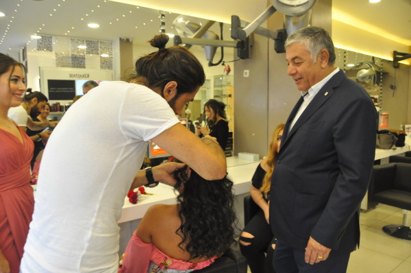 ŞÜKRÜ GENÇ