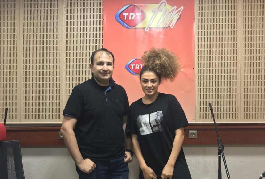 Dilan'dan kendisini Aleyna Tilki ile kıyaslayanlara yanıt