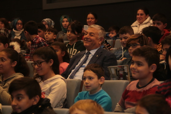 Şükrü Genç