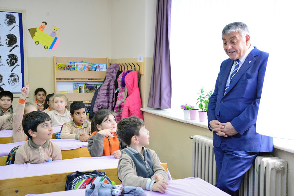 ŞÜKRÜ GENÇ