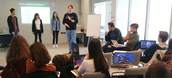 Geleceğin Liderleri Startup Koloni’de Buluşuyor
