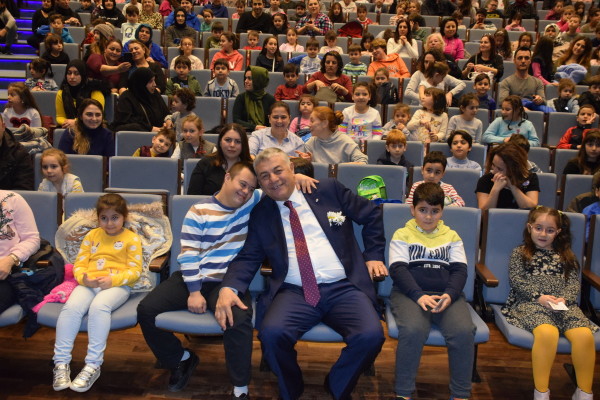 Şükrü Genç