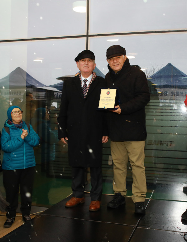 Plaket