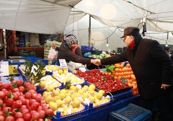 Pazar ziyareti