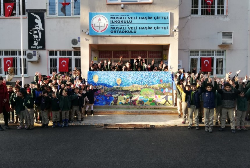 Dev tablo yuvasına kavuştu