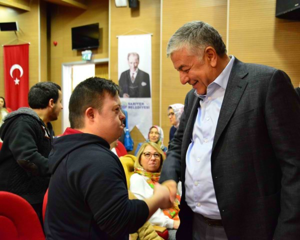 Şükrü Genç