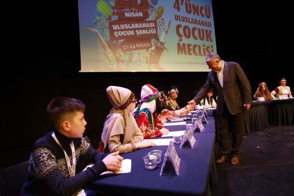 Şükrü Genç
