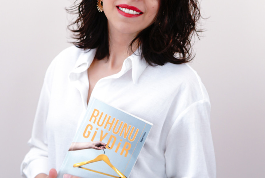  ‘Ruhunu Giydir’ raflarda