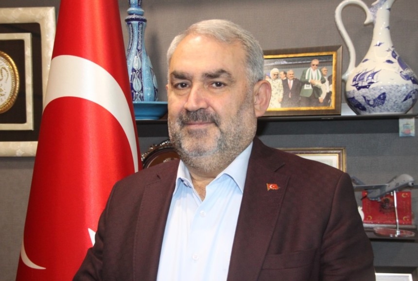 Milletvekili Etyemez: İSTİKLAL MARŞI ÜMİTSİZLİĞE KARŞI AZİMDİR