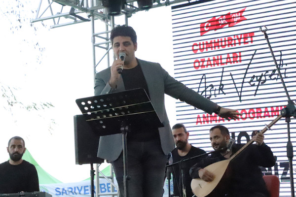 Özgür Akdemir