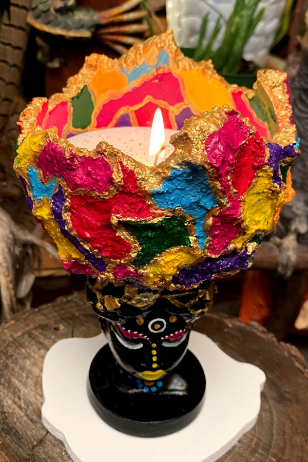 AFRIKALI KADIN SAMDANI