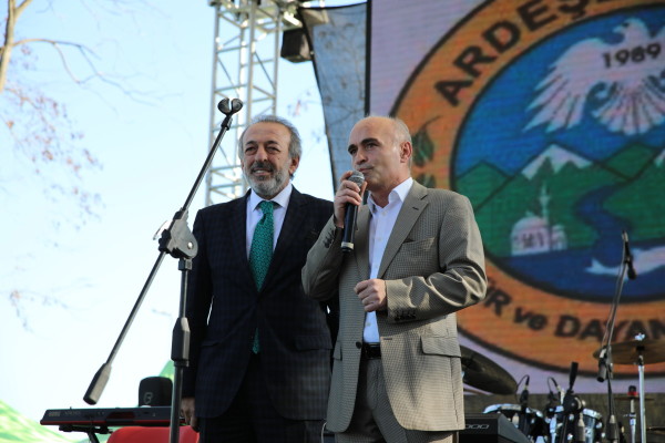 AÇILIŞ