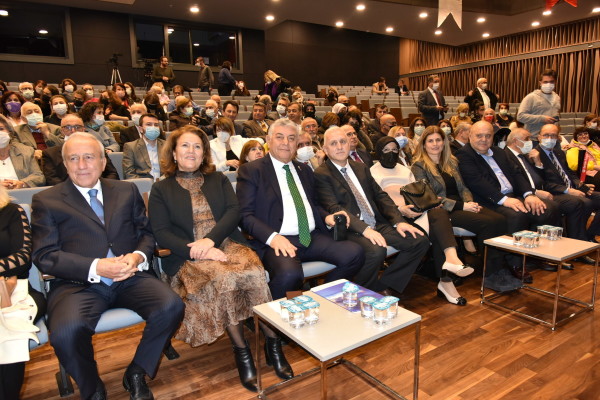 KADIN MİTİNGİ
