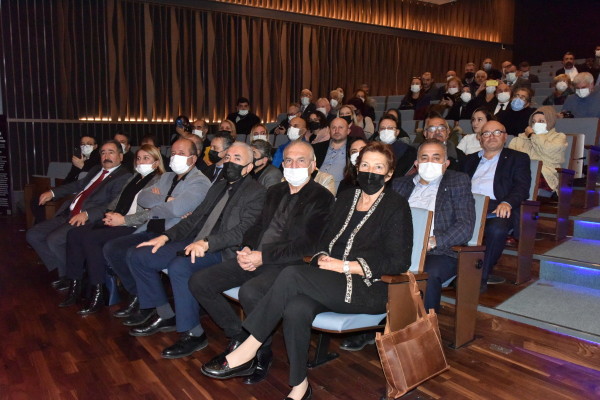 KADIN MİTİNGİ