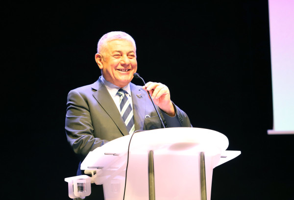Şükrü Genç