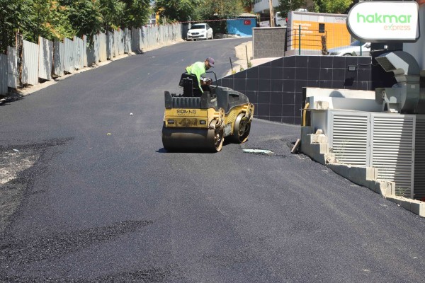 Kartal’da asfaltlama çalışmaları devam ediyor