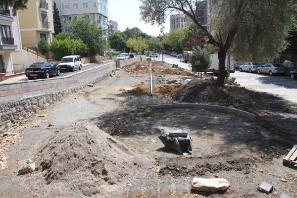 Kartal’a 11 Bin Metrekareden Fazla Yeşil Alan Kazandırılıyor