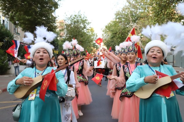 Kartal Belediyesi Uluslararası Halk Oyunları Festivali Başladı