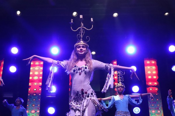 Kartal Belediyesi Uluslararası Halk Oyunları Festivali Başladı
