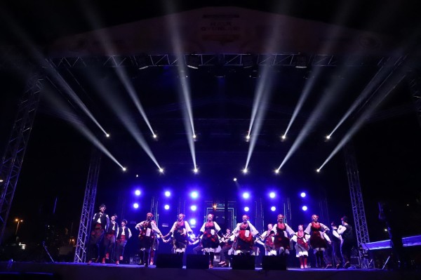 Kartal Belediyesi Uluslararası Halk Oyunları Festivali Başladı