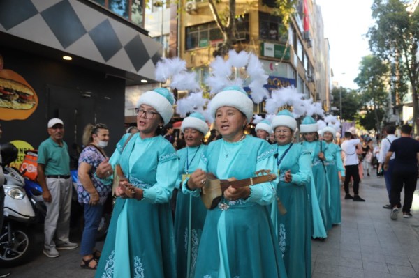 KARTAL ULUSLARARASI HALK OYUNLARI FESTİVALİ’NDE MUHTEŞEM FİNAL