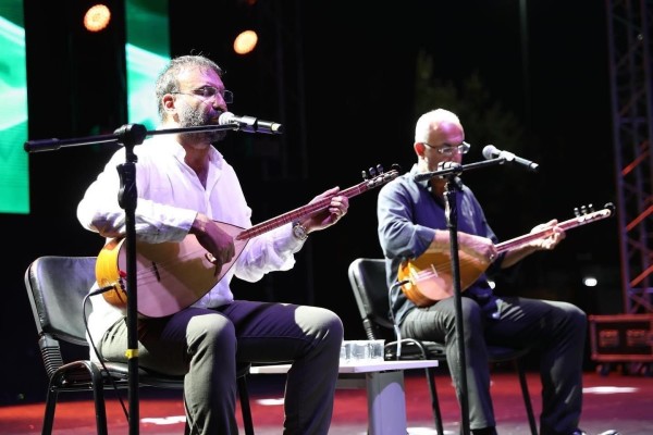 Kartal’da, Usta Sanatçılar Türkülerini Barış İçin Söyledi