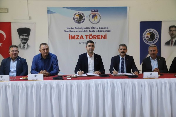 Kartal Belediyesi’nde Toplu İş Sözleşmesi Sevinci