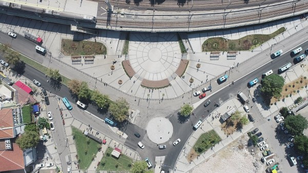 ‘Kartal Neyzen Tevfik Meydanı’ Yoğun Katılımlı Bir Törenle Hizmete Açıldı