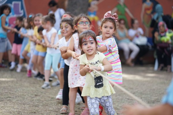Kartal Belediyesi Masal Gibi Bir Festivale Ev Sahipliği Yaptı