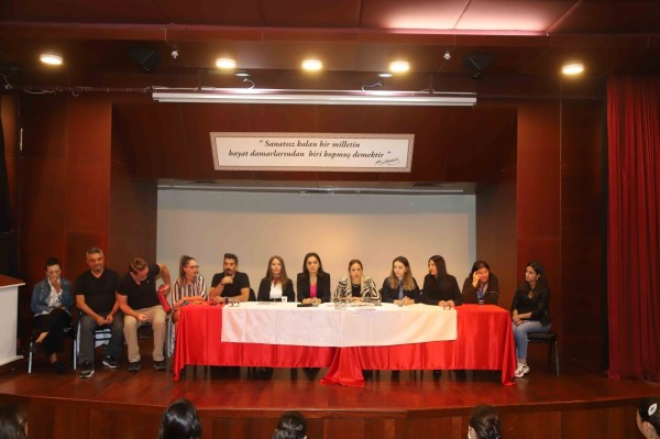 Kartal Belediyesi’nden Kreş Velilerine Yönelik Seminer