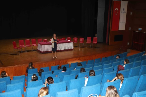 Kartal Belediyesi’nden Kreş Velilerine Yönelik Seminer