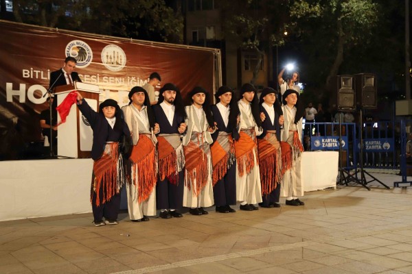 Başkan Gökhan Yüksel Bitlis Gecesi Şenliği’ne Katıldı