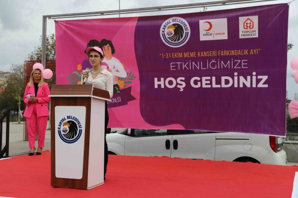 Kartal Belediyesi’nden Meme Kanseri Farkındalık Yürüyüşü