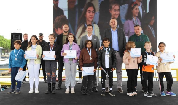 Kartal Belediyesi, Deniz Küreği Yarışları’na ev sahipliği yaptı