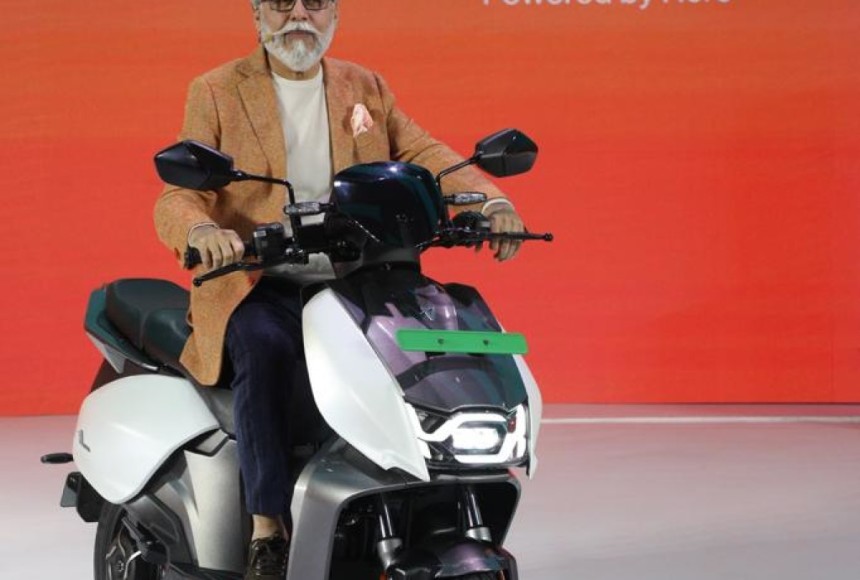 Hindistan'ın İlk Tam Entegre Elektrikli Scooter’ı  Vida V1 Piyasaya Sürüldü