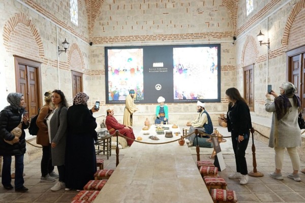 Kartal Belediyesi’nden Çanakkale ve Edirne’ye Kültür Turları