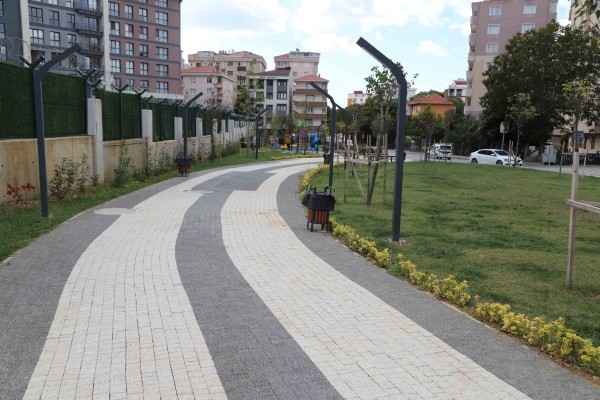 KARTAL YENİ PARKLARI İLE CANLANIYOR
