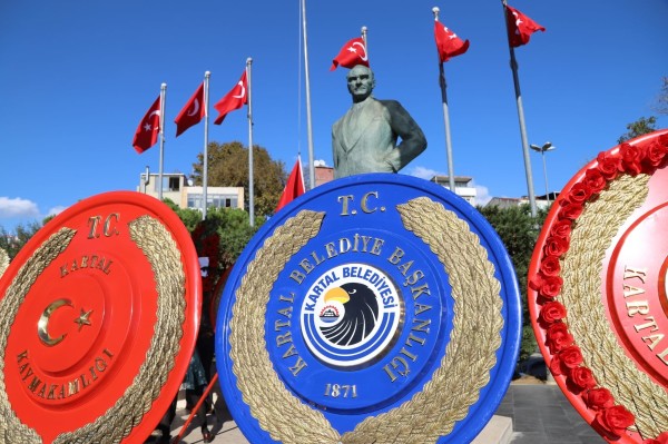 Kartal’da Cumhuriyet Bayramı Dolayısıyla Çelenk Töreni Gerçekleştirildi