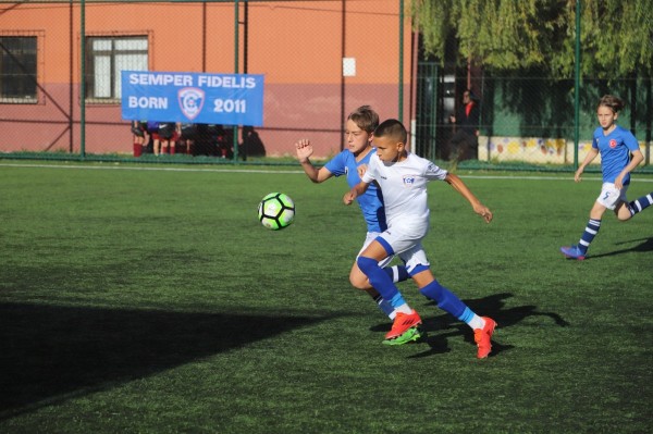 Öz Balkan Gücü İstanbul Futbol Turnuvası’nda İlk Düdük Çaldı