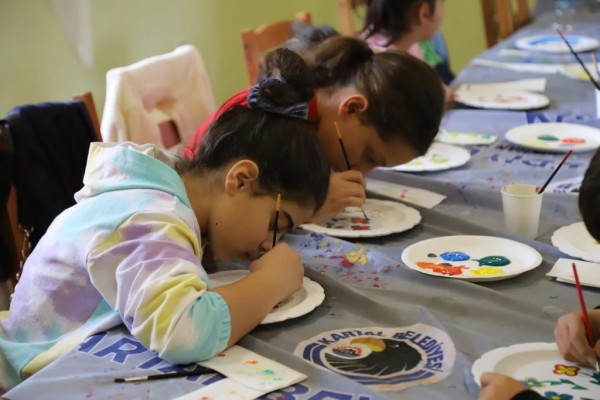 ‘Kartal Çocuk Şenliği’ Miniklerin Yoğun İlgisi Eşliğinde Başladı